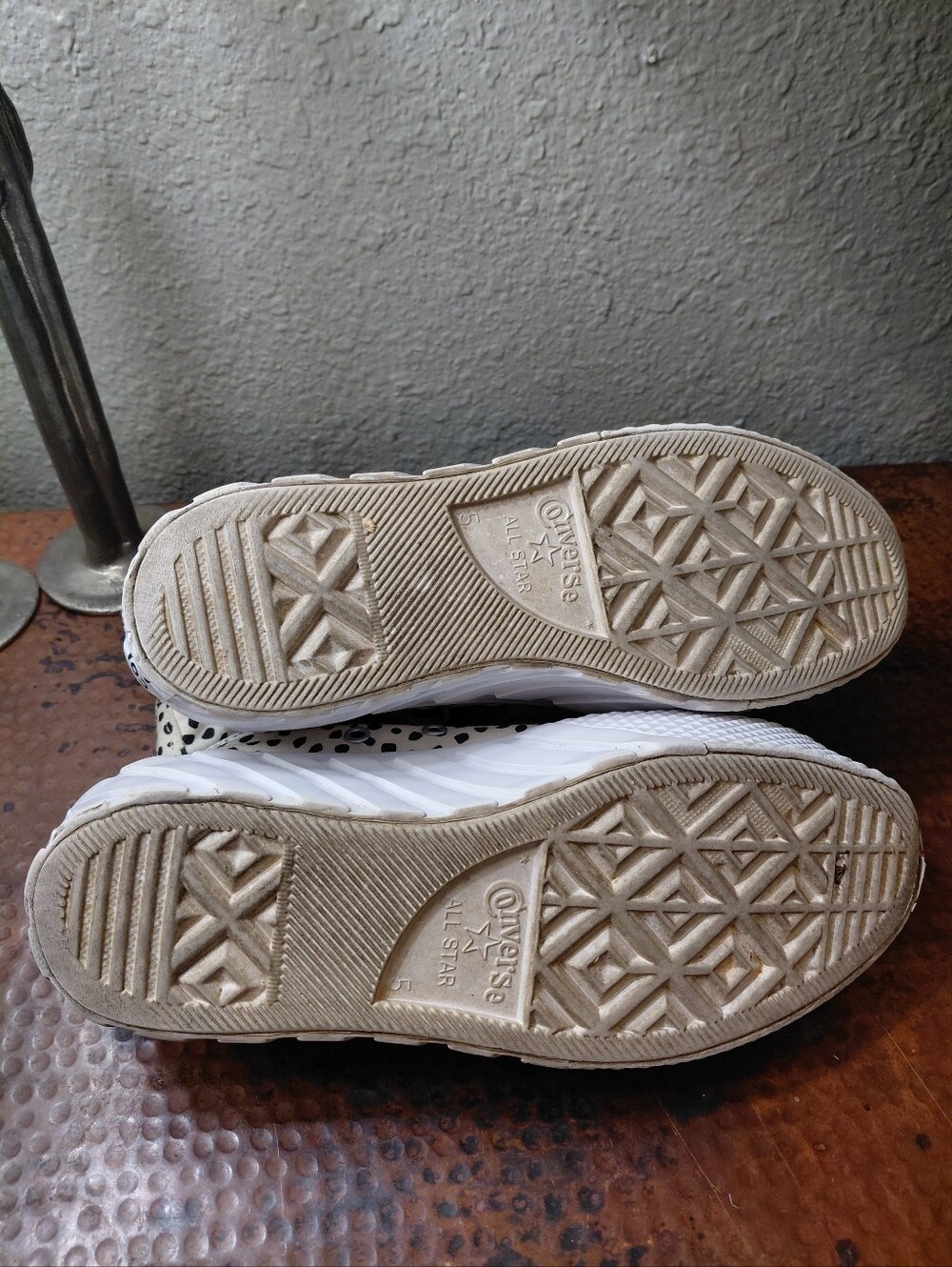 Chuck Taylor All Star Sz. 7 Welcome to the Wild Lift 2X Platform - Picture 12 of 16